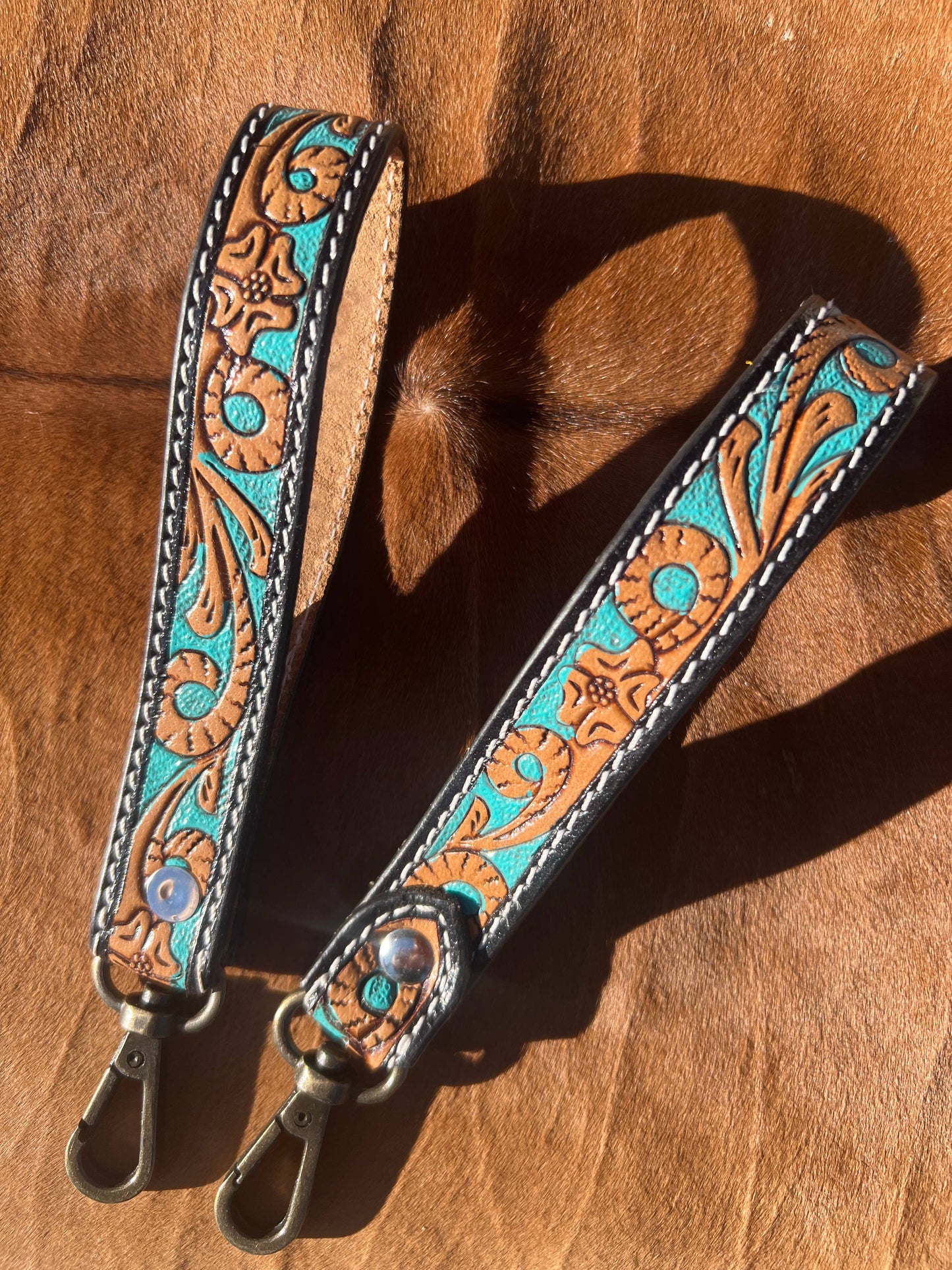 Turquoise Scroll Keychain