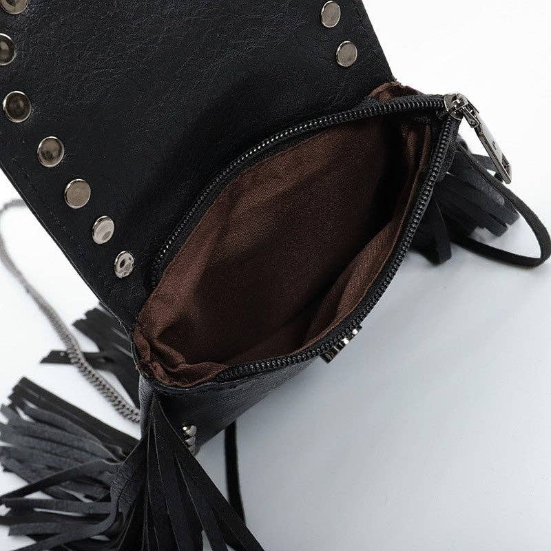 Fashionable Soft Leather Rivet Fringe Chain Bag: BLACK