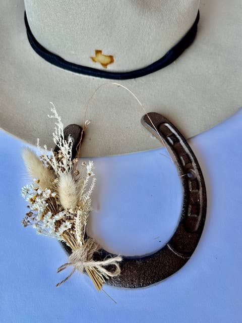 Floral Bundle - Horseshoes