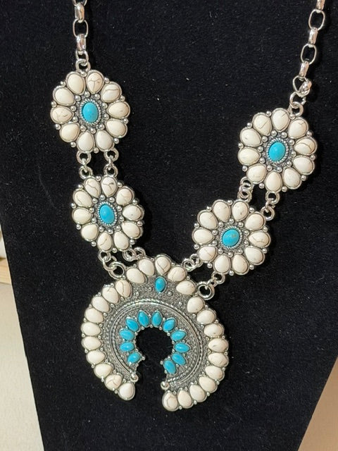 Howlite/Turq Squash Blossom
