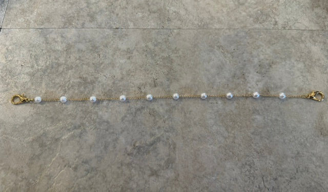 SMALL PEARL HAT CHAIN