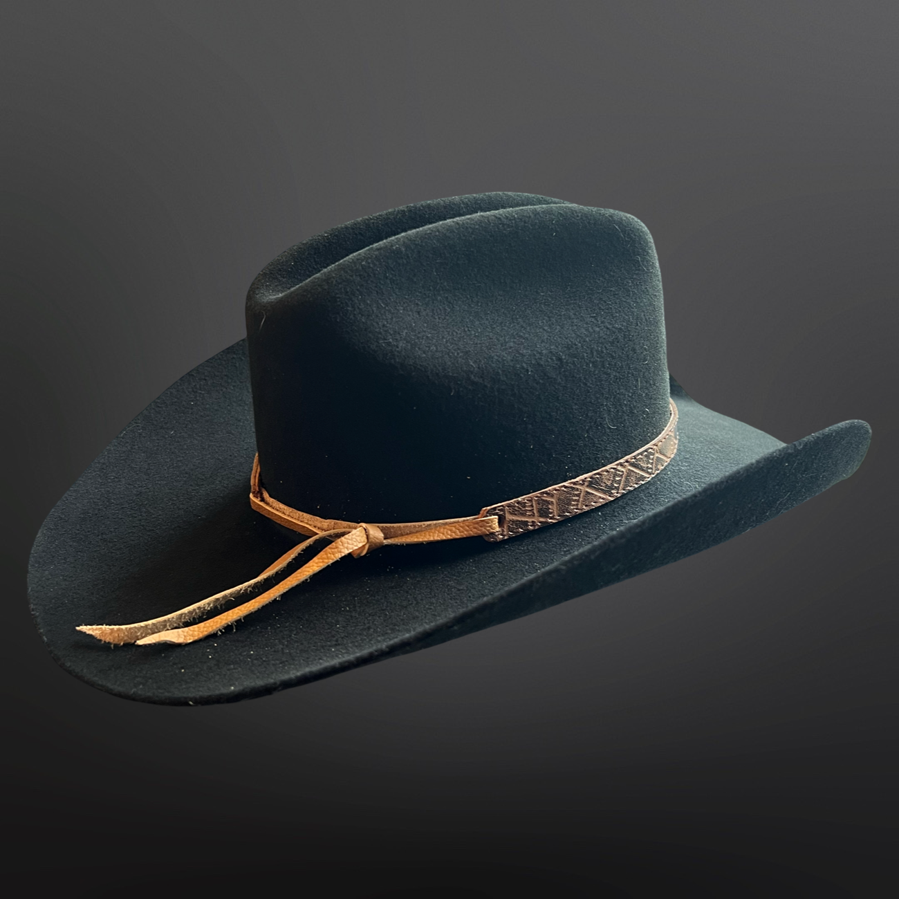 Cowboy Hat Band Embossed Leather Snaffle Bit: Brown