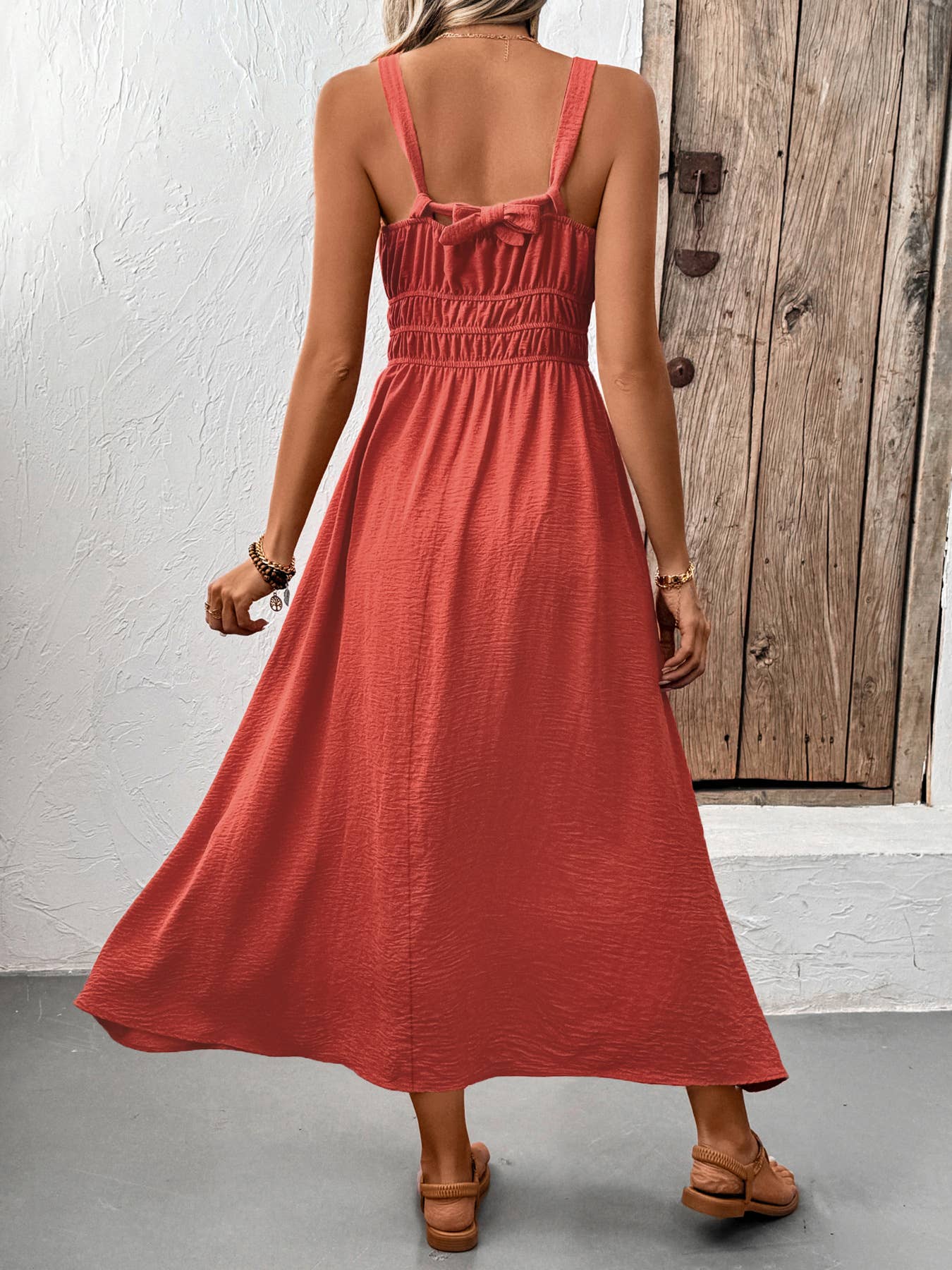 Sleeveless Ruched Bust Maxi Dress with Smocked Waist: Rust Red