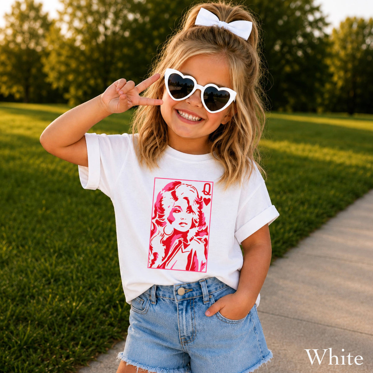 Doll Queen Of Hearts Youth Kids Comfort Color T-Shirt : Pepper / Medium (10-12)