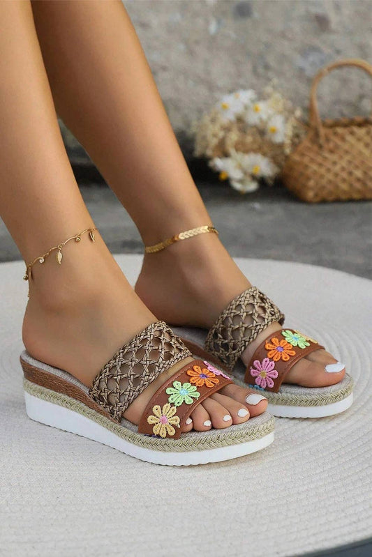 Floral Braided Details Wedge Slippers