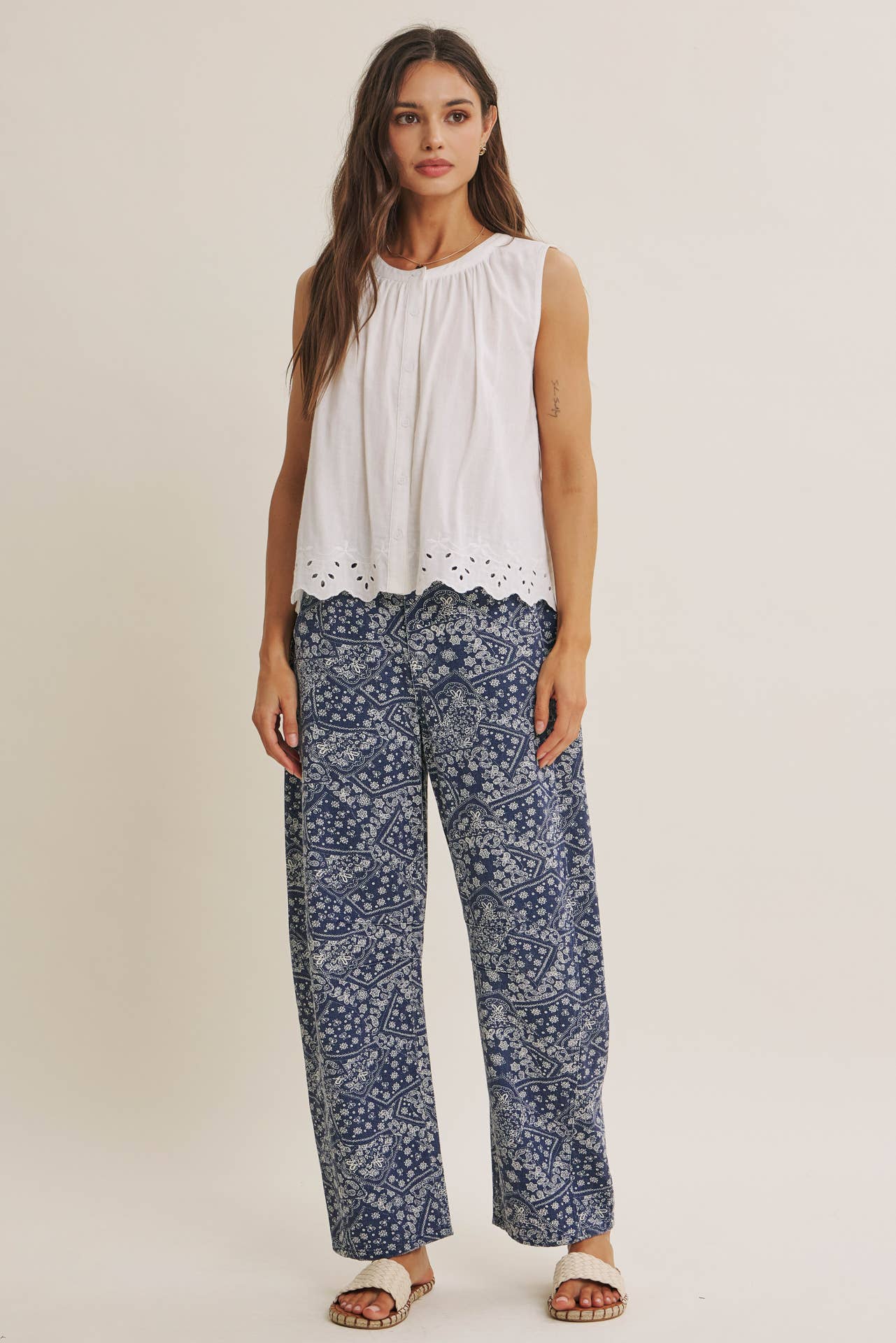 RELAXED PAISLEY BARREL PANTS