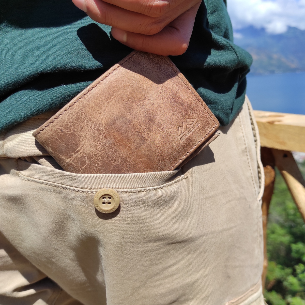 Leather Bifold Wallet: Light Brown
