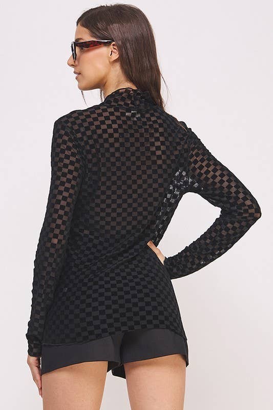 PLUS SIZE LONG SLEEVE CHECKERED MESH MOCK NECK TOP: BLACK/WHITE / 2XL