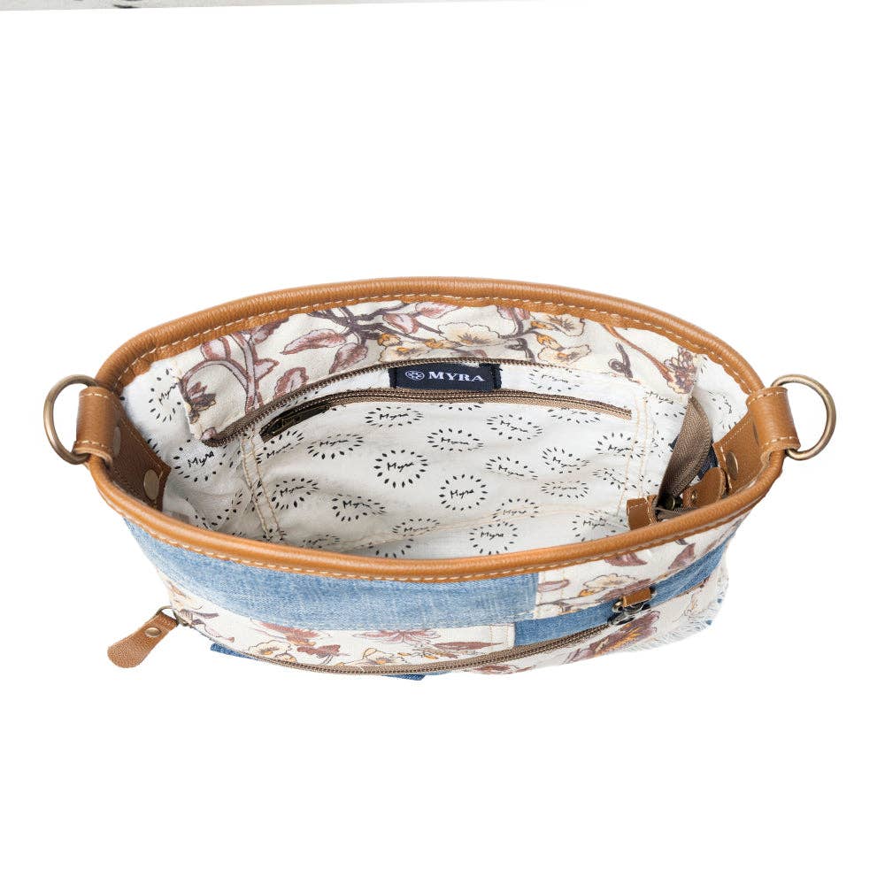 Traverse Shoulder Bag