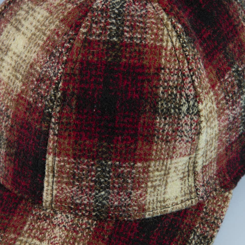 Plaid Curved Brim Cap:RD