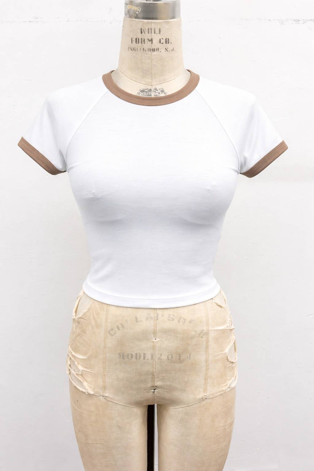 Contrast Trim Crop Tee: Brown/lt yellow / M