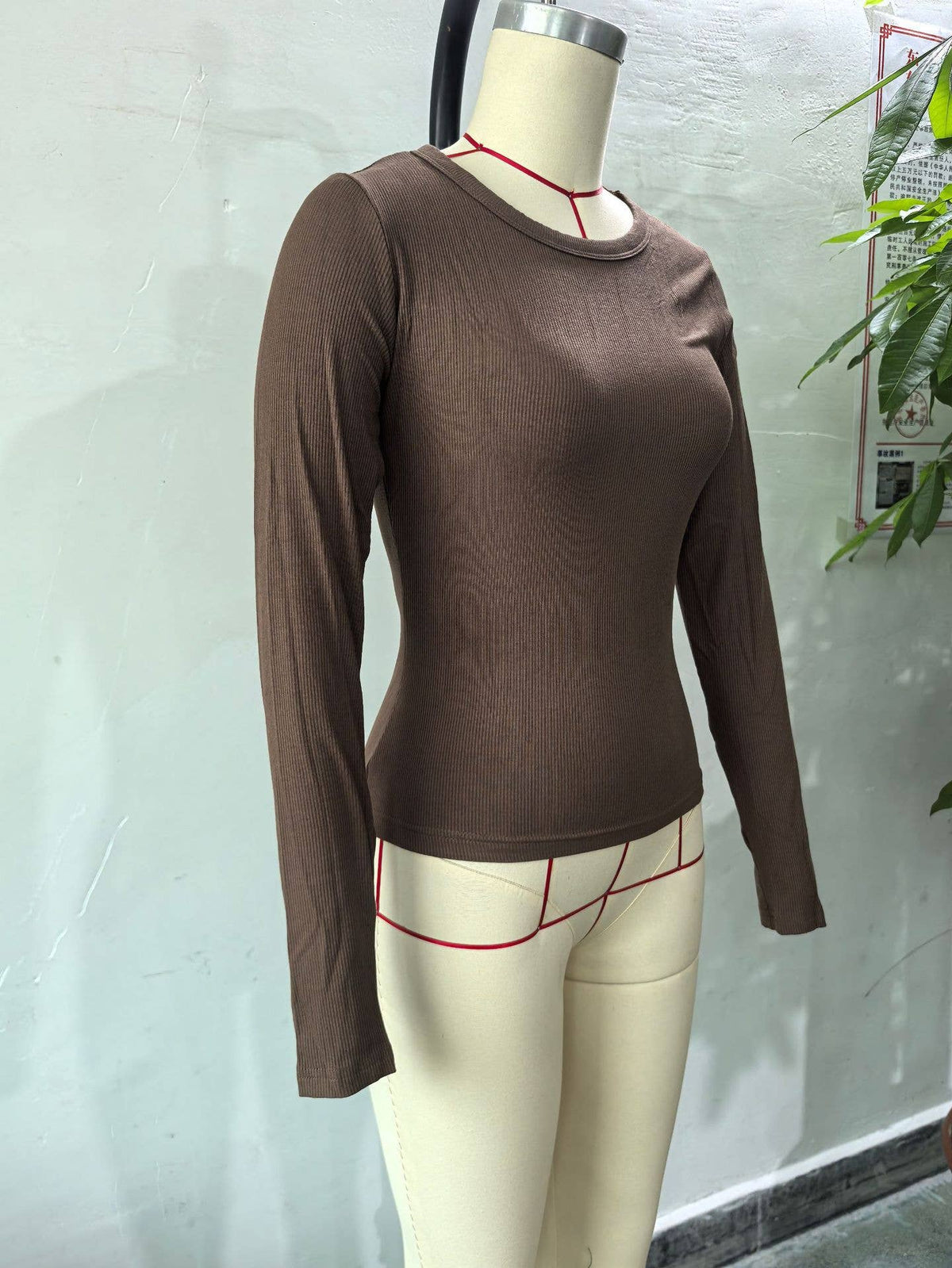 Ribbed Long Sleeve Crop Top: Navy / Missy / M