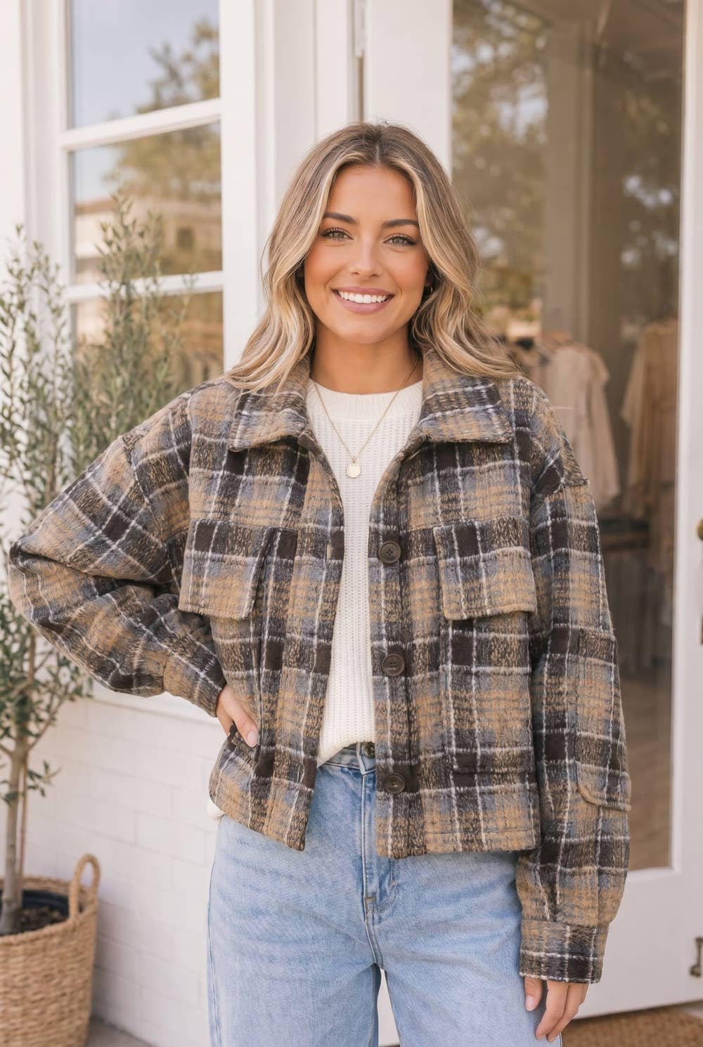 Plaid Oversized Cropped Button Up Shacket: BLACK / M