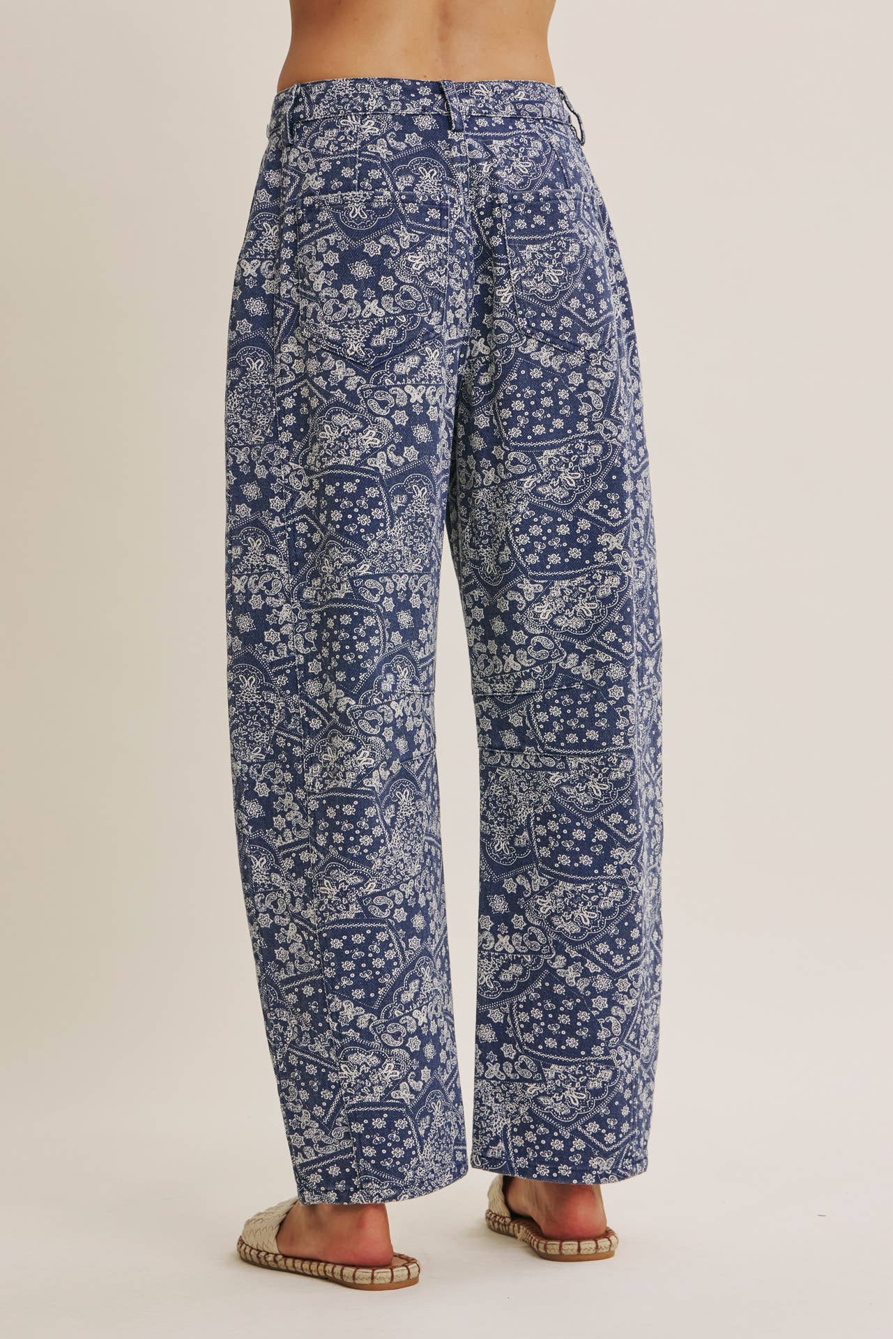 RELAXED PAISLEY BARREL PANTS
