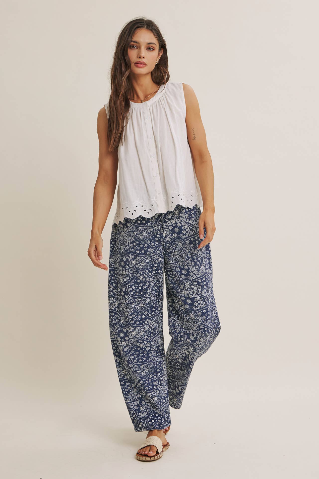 RELAXED PAISLEY BARREL PANTS
