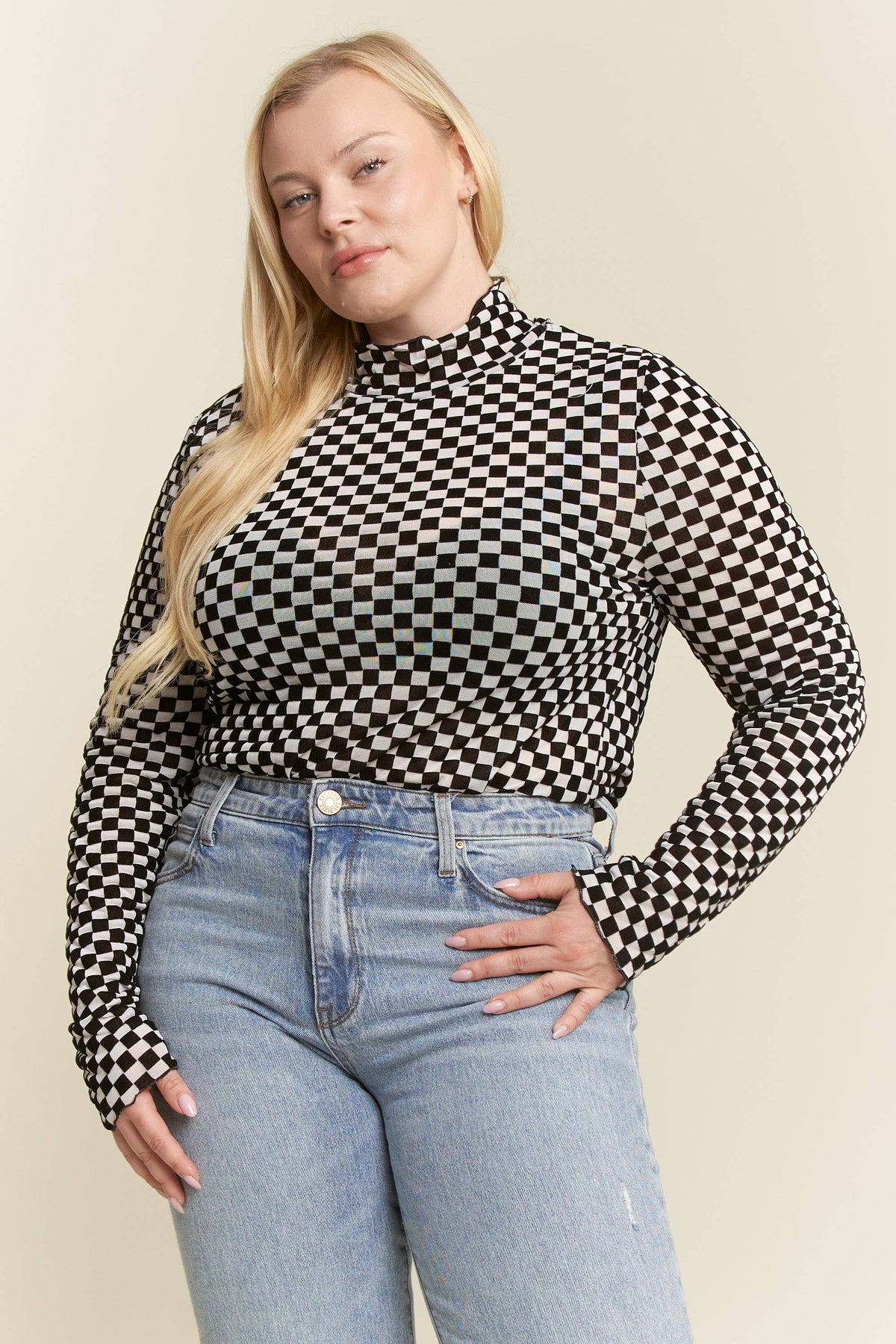CHECKERED MESH MOCK NECK