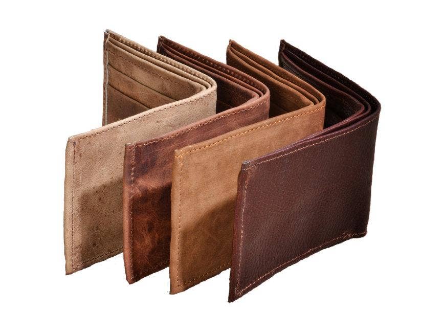 Leather Bifold Wallet: Light Brown