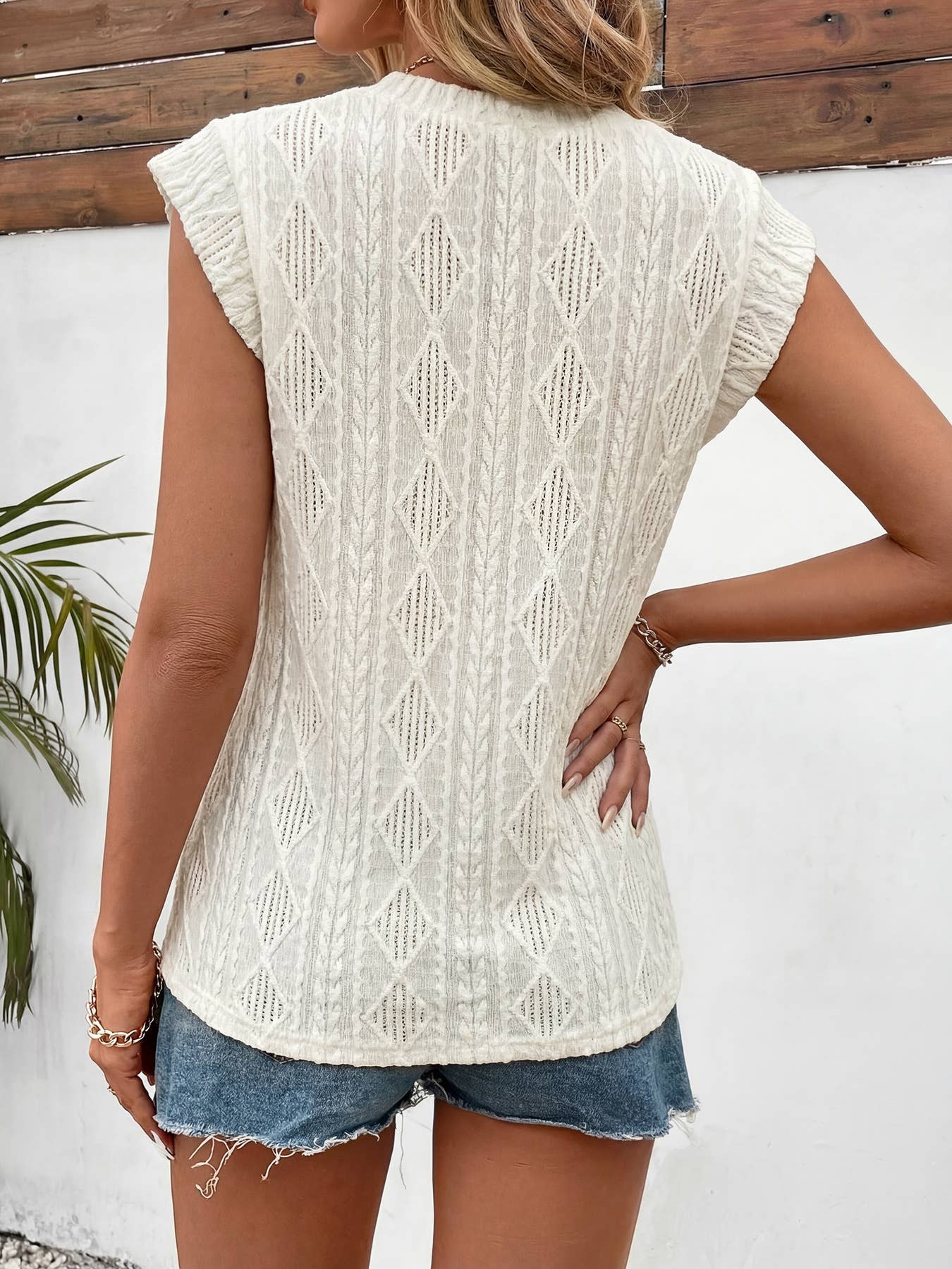Loose round-neck jacquard pullover