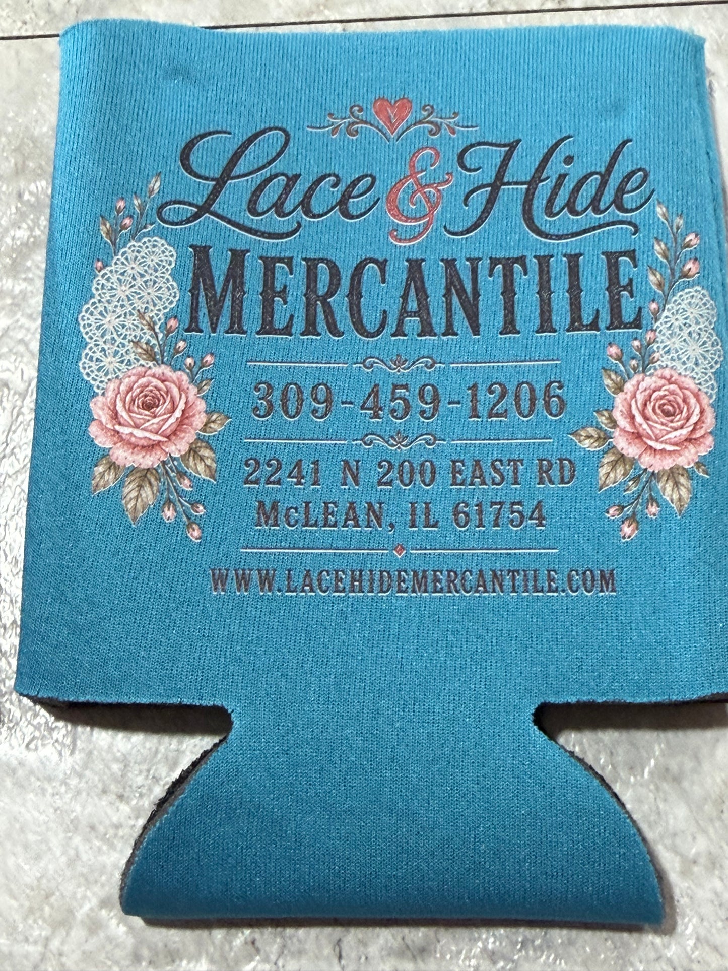 Lace & Hide Can Koozie
