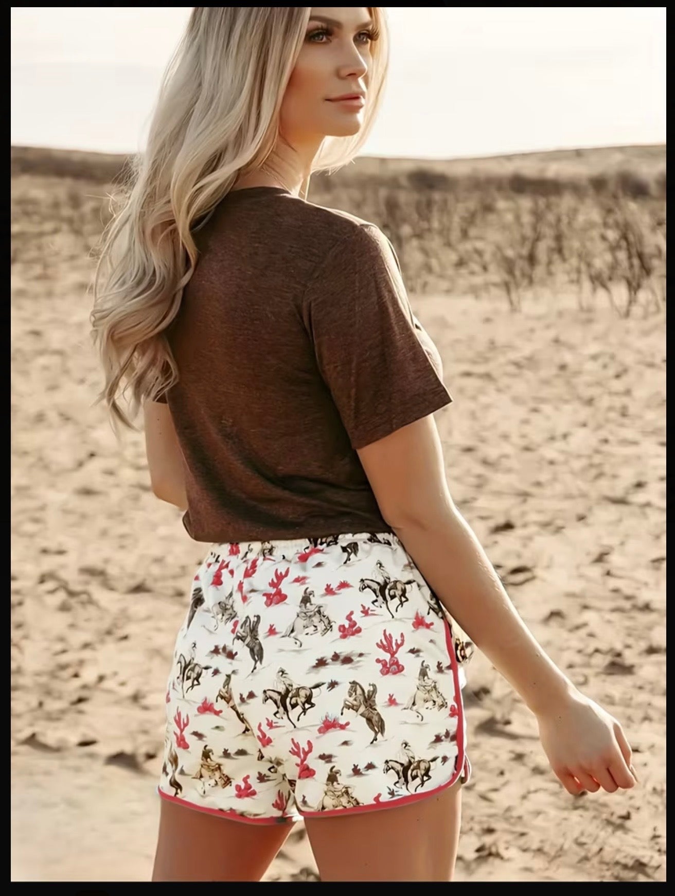 Western Desert Galloping Horse Print Shorts-Pink