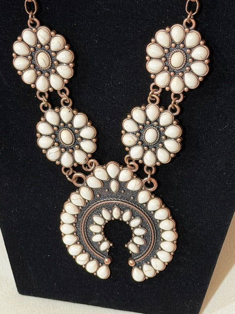 Cppr/Hwlt Squash Blsm Necklace