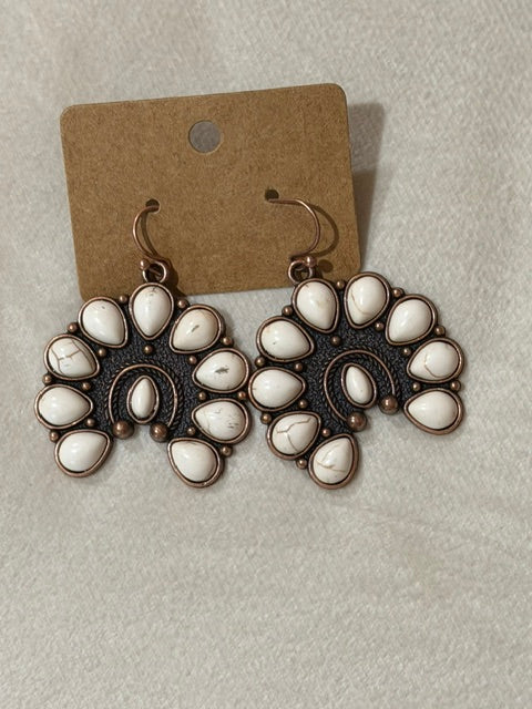 Howlite/Cppr Squash Blsm Earrings