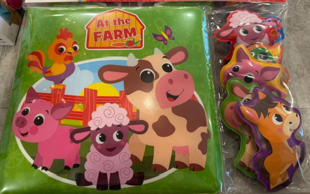 Bath Time Book: At the Farm