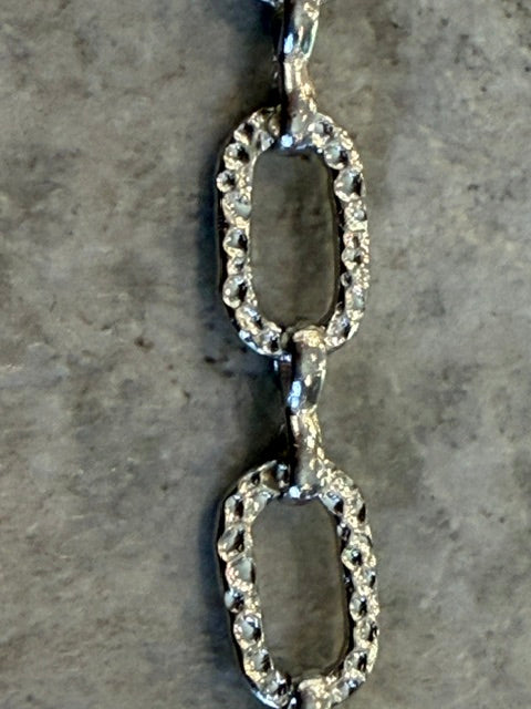 LINKED SILVER HAT CHAIN