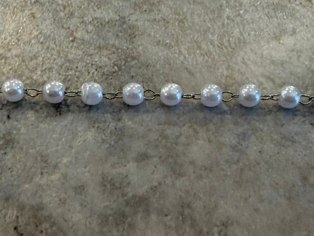 PEARL HAT CHAIN ON SILVER
