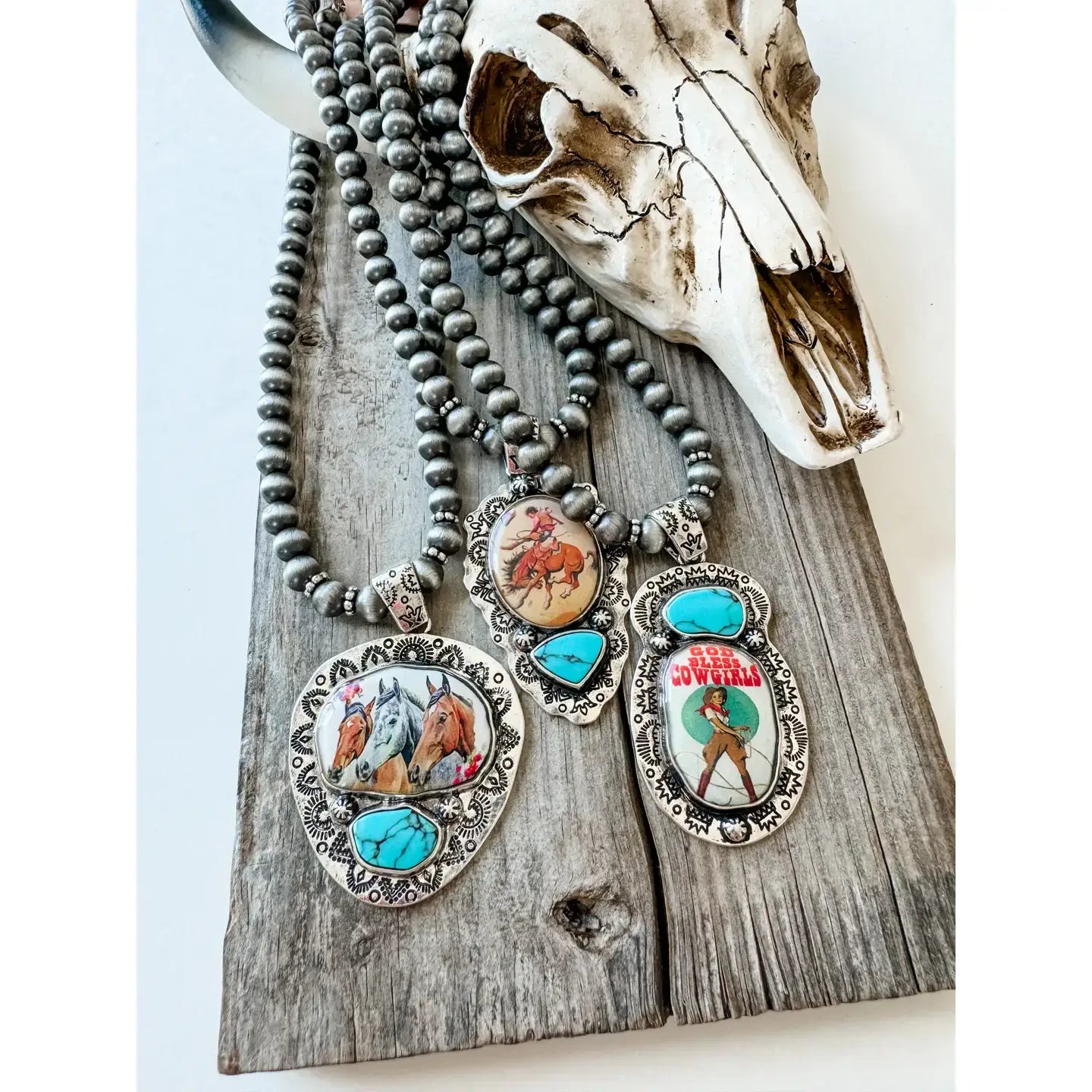 Western Print Pendant Necklace - Navajo Style Pearl: COWBOY ON HORSE