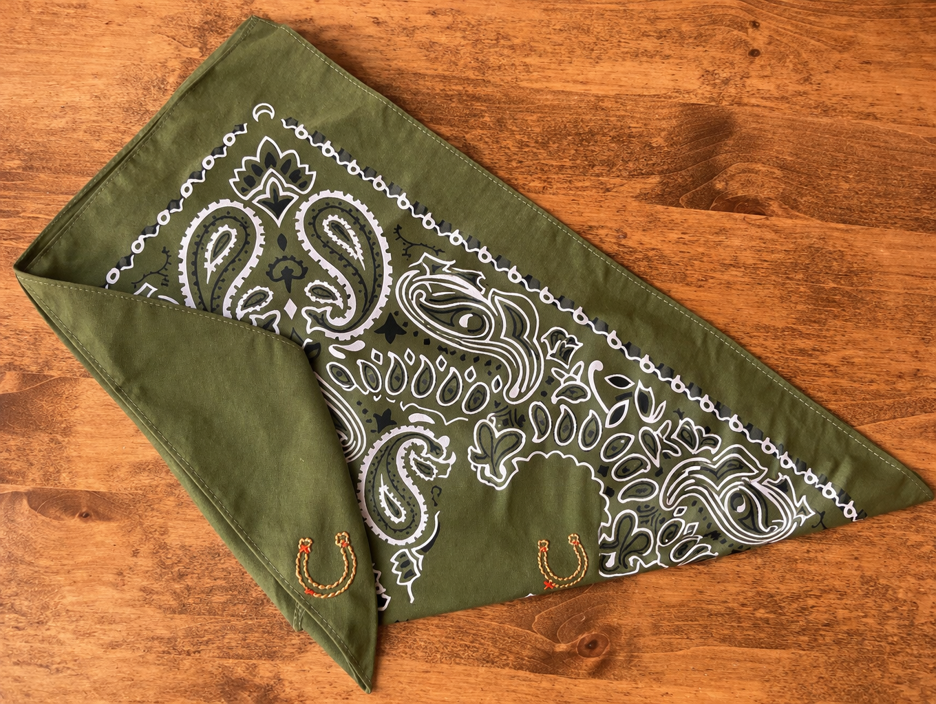 Hand Embroidered Horseshoe Wild Rag