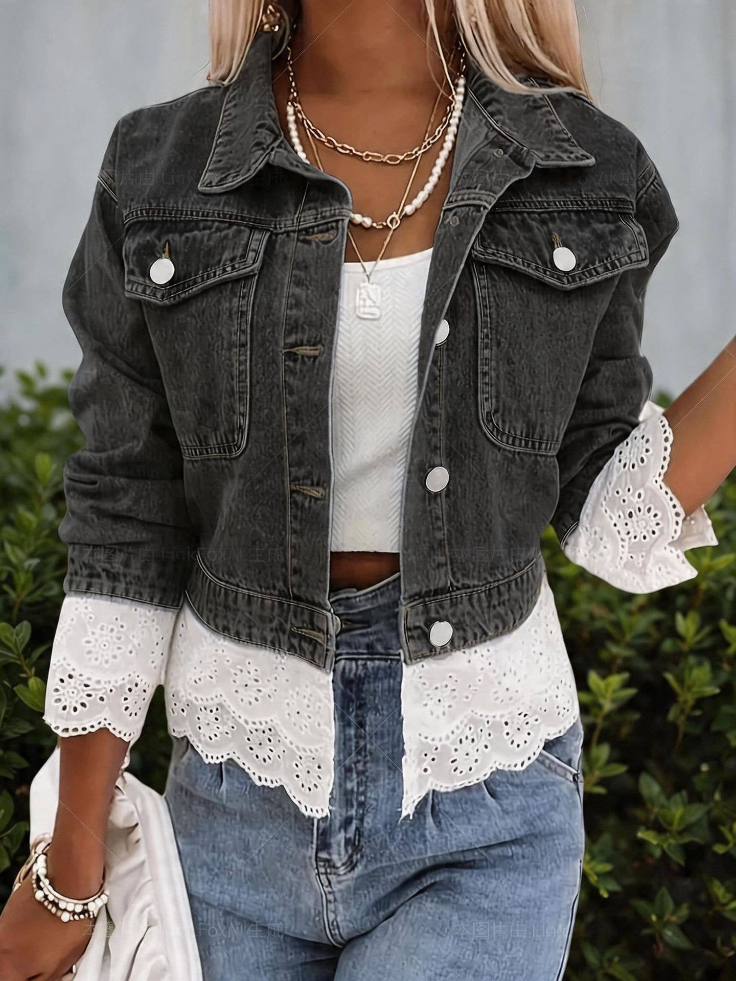 Lace Hem Patchwork Cropped Denim Jacket: DarkGray / XL