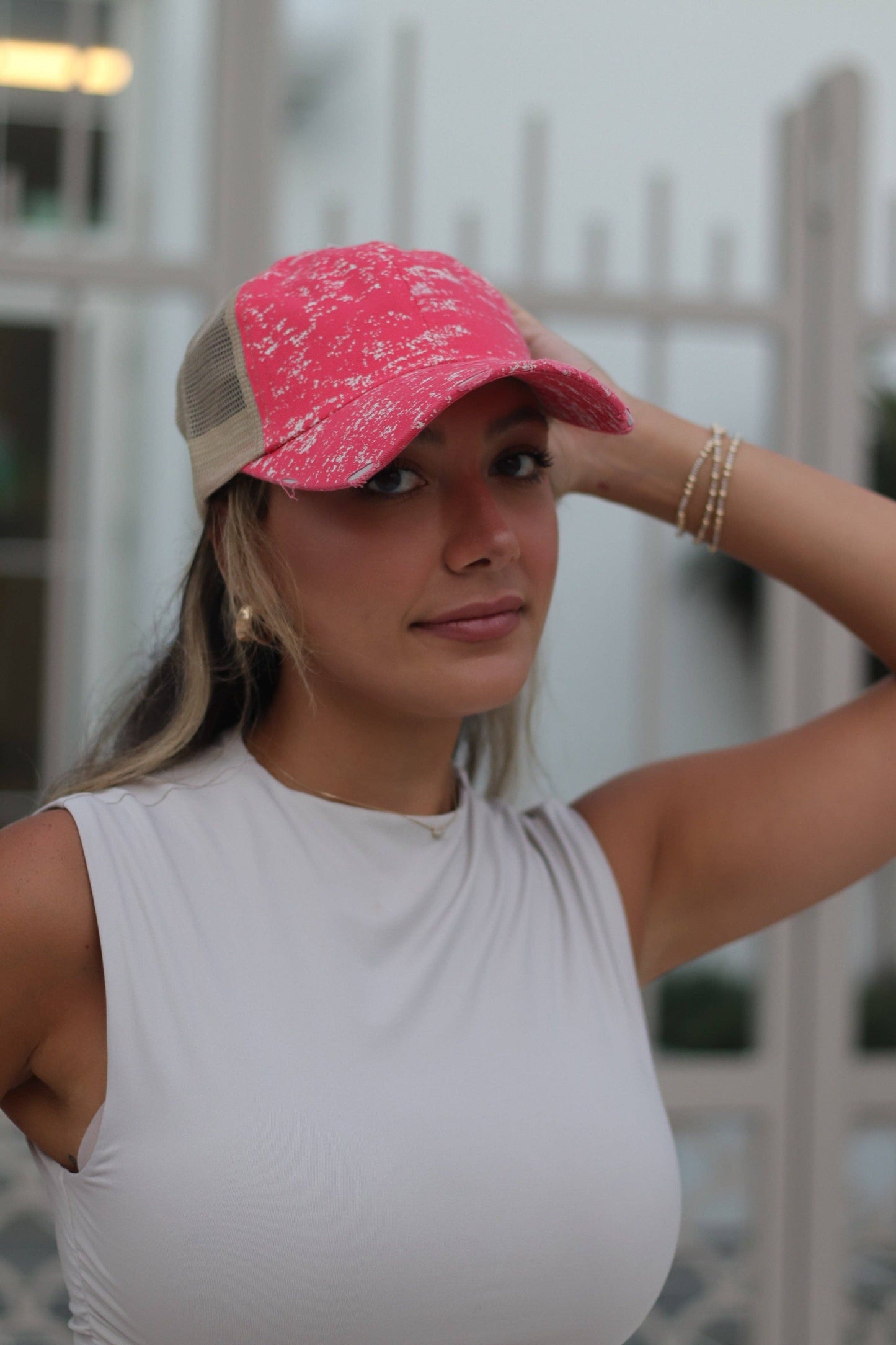 Coral Spatter Hat with Beige Mesh: