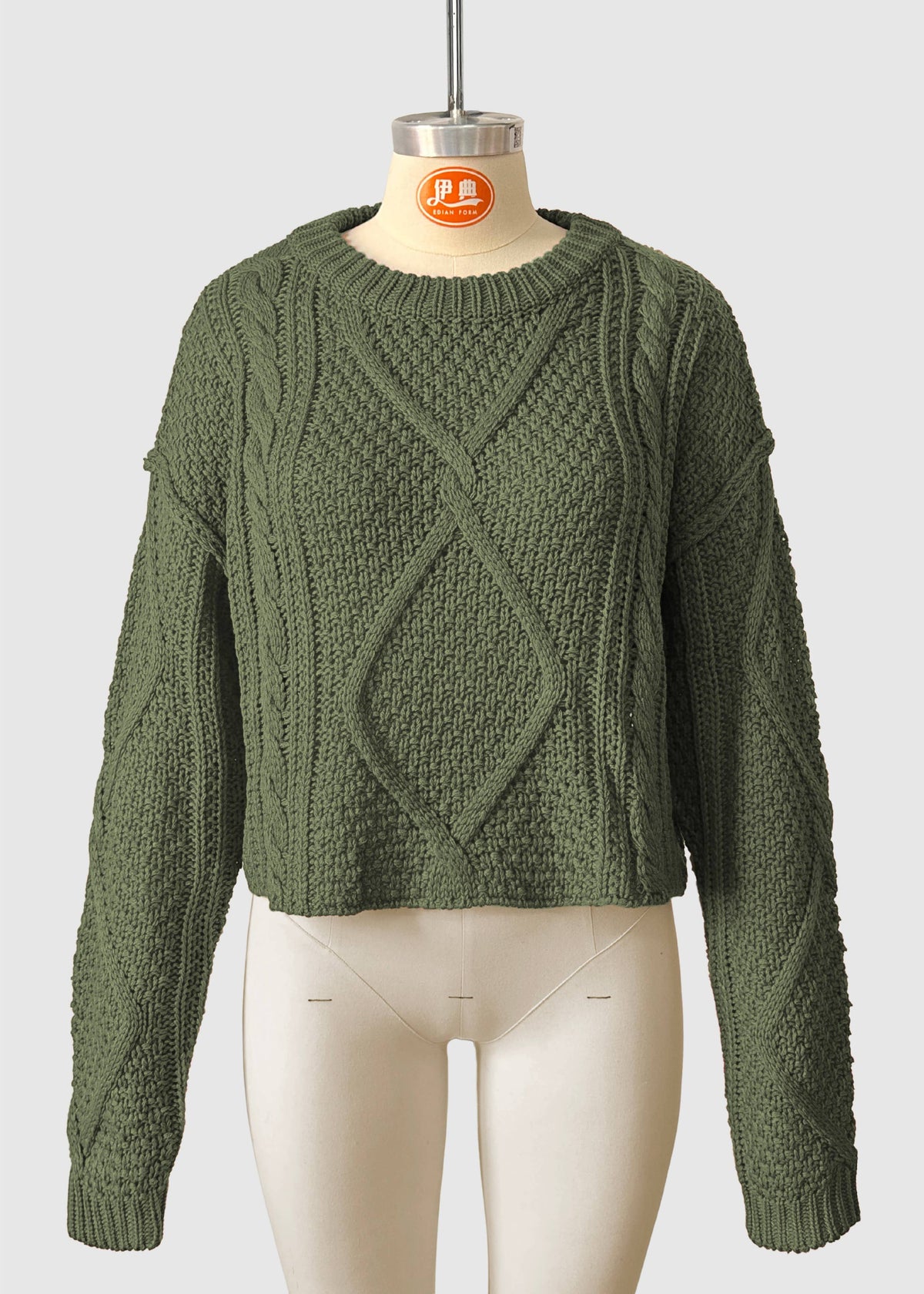 Chunky Cable Knit Pullover Sweater: Brown / Missy / XL