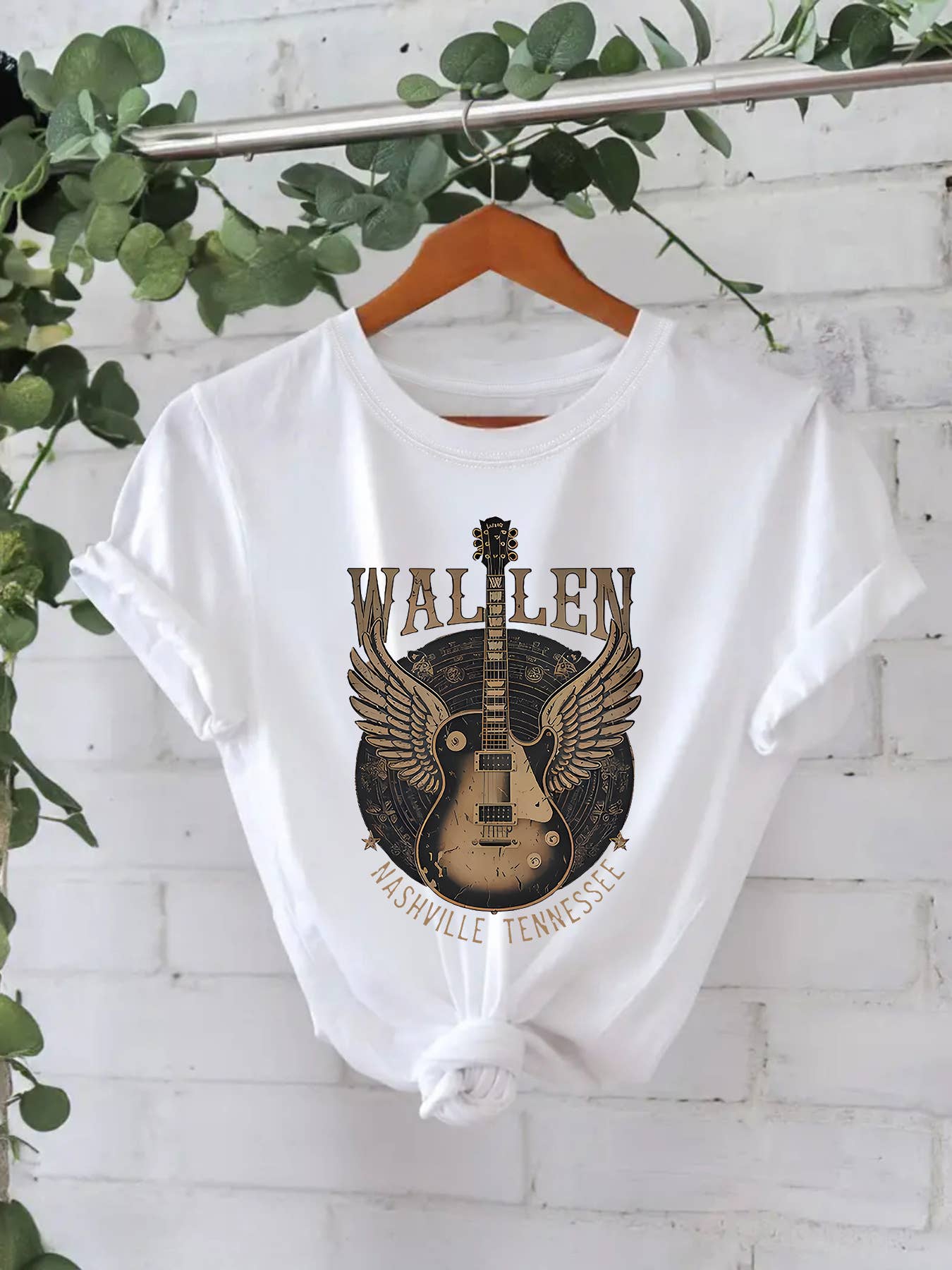 Wallen Tee