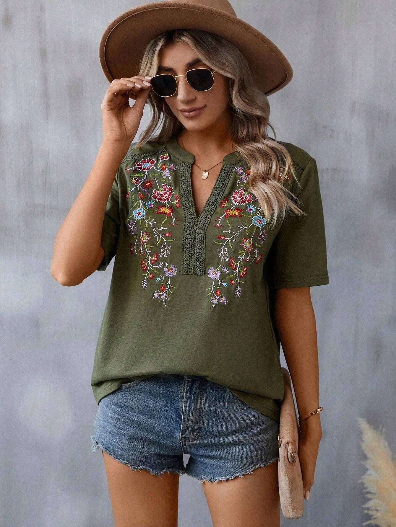 10,000-Needle Embroidered Lace Spliced Top