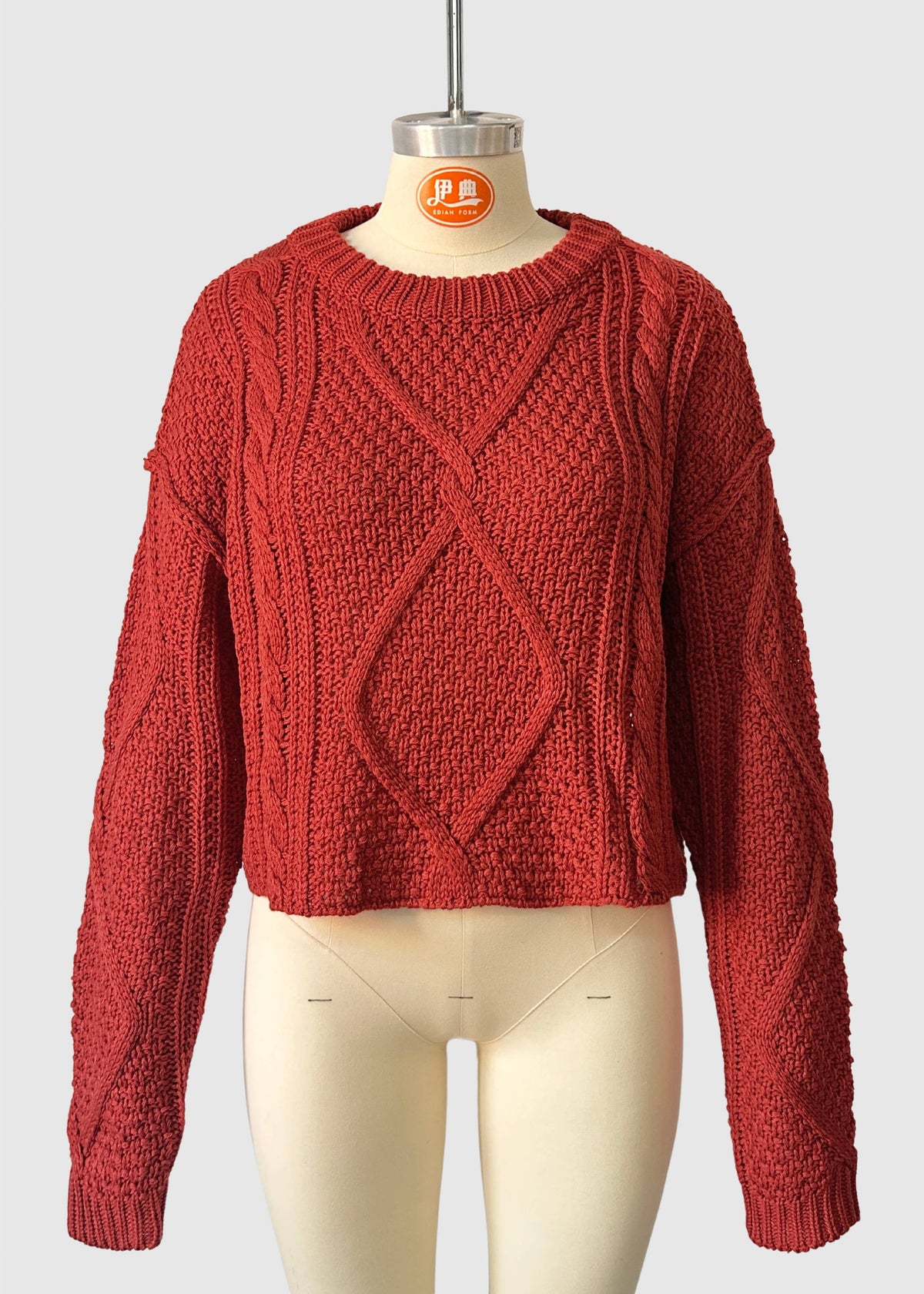 Chunky Cable Knit Pullover Sweater: Brown / Missy / M