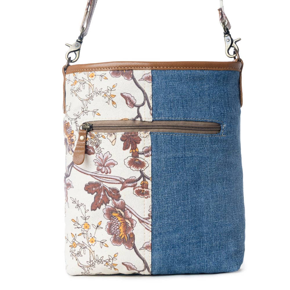 Traverse Shoulder Bag