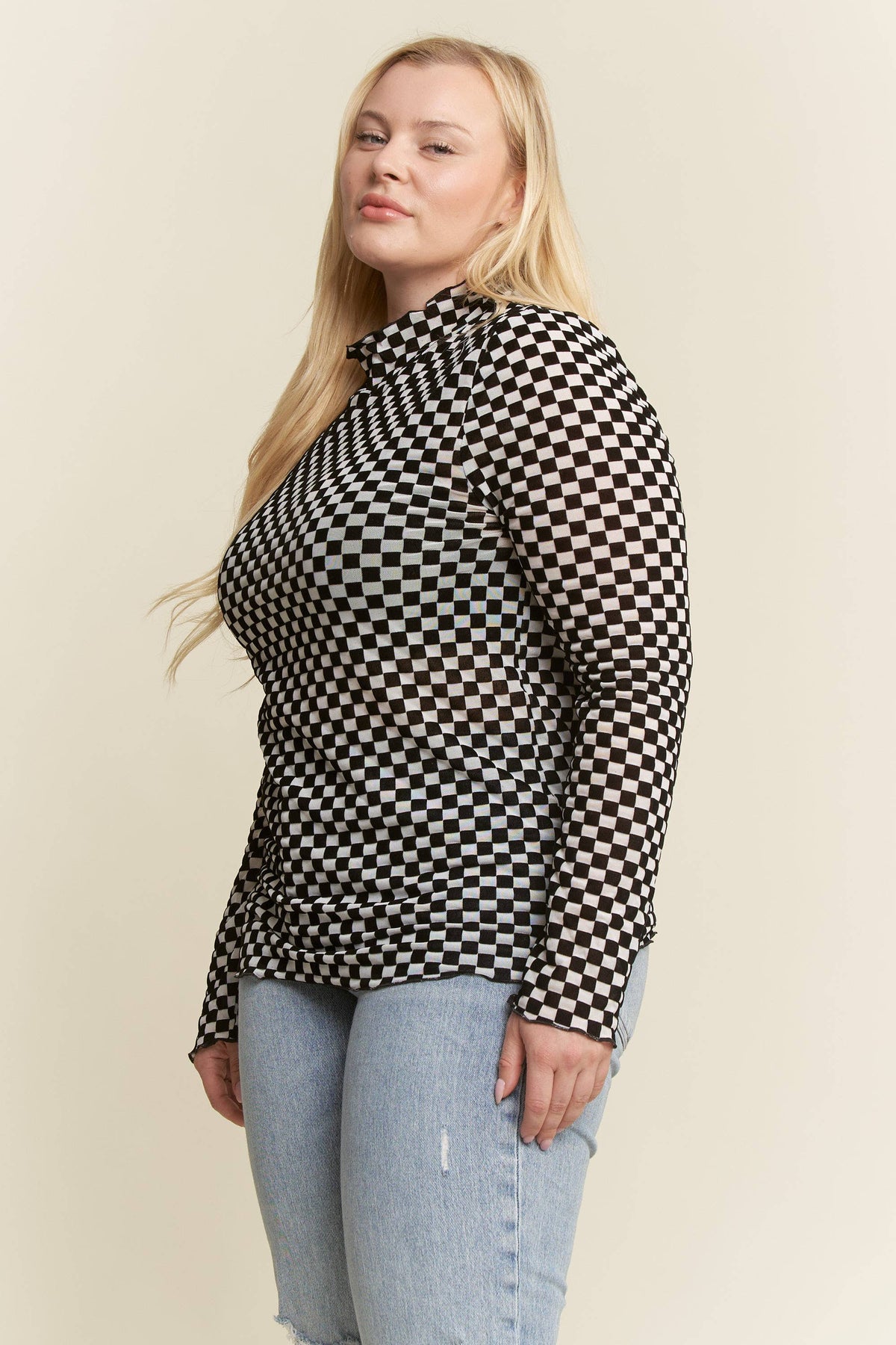 CHECKERED MESH MOCK NECK